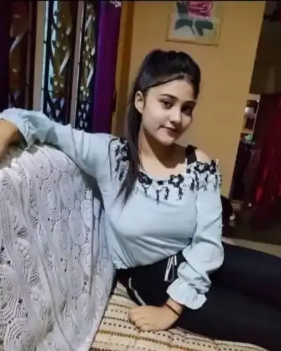 Call Girls Service in Saputara